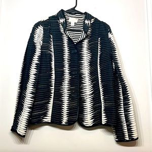 Ladies Chicos jacket.  In great condition.  Size 1